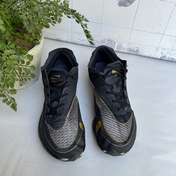 NIKE🔴Zoomx VAPORFLY Next% 2  Run women size 8 white/black/metallic gold $250 - Picture 11 of 14